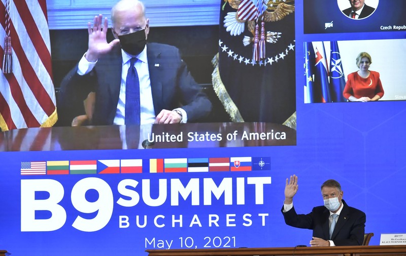 Joe Biden, la summitul B9: NATO să-și sporească rezilienţa în fața acțiunilor dăunătoare ale competitorilor strategici