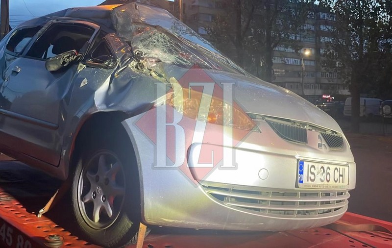 Accident cu un vehicul militar, la Iași: un TAB al Armatei a distrus o mașină condusă de o femeie, care nu a acordat prioritate