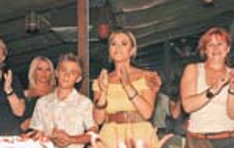 Gabi Firea si-a serbat ziua alaturi de colegii de la Antena 1