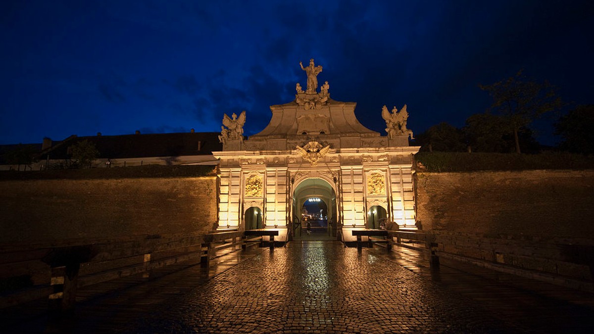 "Cealaltă Capitală”, Alba Iulia, "vedeta” Anului Centenar. Autorităţile aşteaptă peste 1 milion de turişti