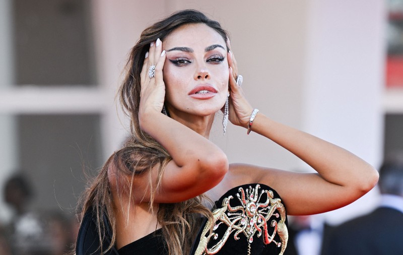 Ce a pățit Mădălina Ghenea cu o șoferiță de taxi din Italia. Era cu mama ei și cu fiica Charlotte: „A fost o urgență”