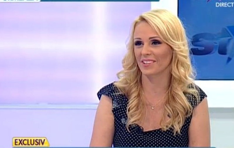 CATRINEL SANDU a vorbit despre CEA MAI MARE CUMPĂNĂ din VIAŢA ei! A fost LA UN PAS de MOARTE!