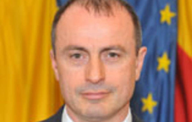 Ministrul Agriculturii, Achim Irimescu, cu nasul spart după accident | FOTO