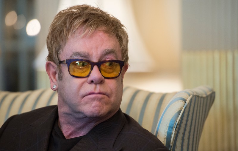  VIDEO / Elton John a făcut ”buf!” sub privirile Martinei Hingis