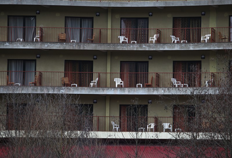 Toate pensiunile și hotelurile de la munte sunt închise