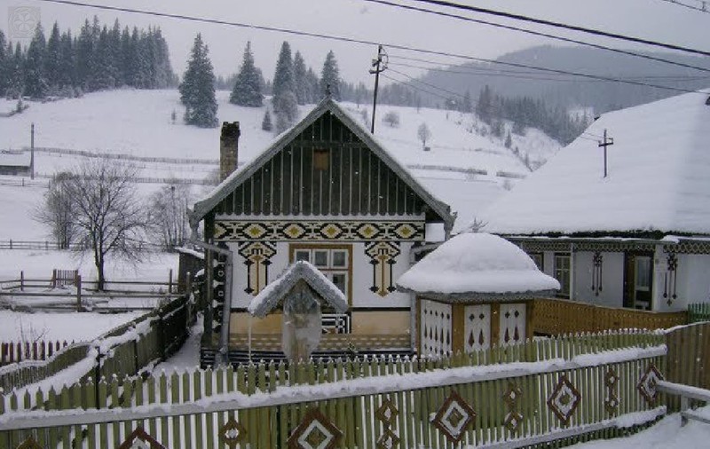 SATUL din România unde TRADIŢIA ESTE LEGE