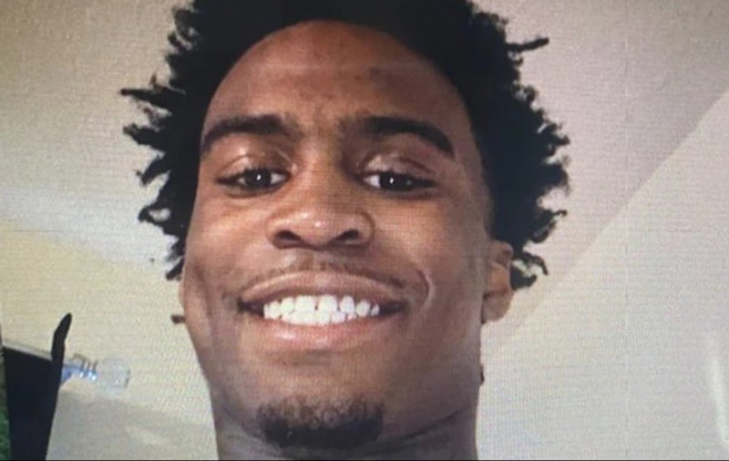 Patru oameni au murit împușcați în Memphis. Suspectul, care a transmis live cel puțin o crimă, reținut după 20 de ore