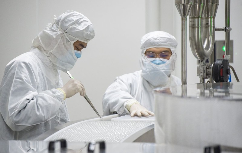 China a aprobat primul vaccin anti-COVID de producție locală, pe bază de ARN mesager