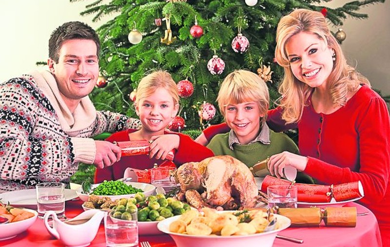 Fără excese de Sărbători! AFLĂ CE LEACURI TE POT AJUTA, DACĂ AI MÂNCAT PREA MULT ŞI AI PROBLEME DIGESTIVE