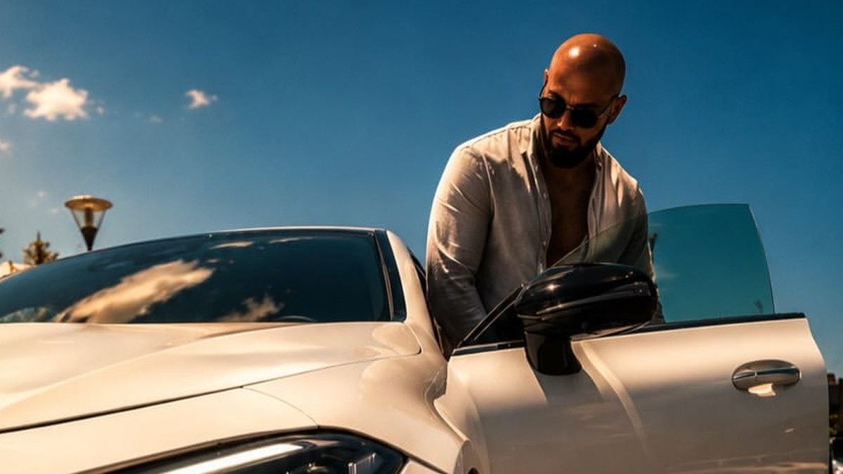 Robert Stancu, zis Robi, este concurent la „Burlacii. Foc în paradis”, show de la PRO TV, după ce a fost dat afară din „Casa Iubirii”, emisiune de la Kanal D | Foto: Instagram