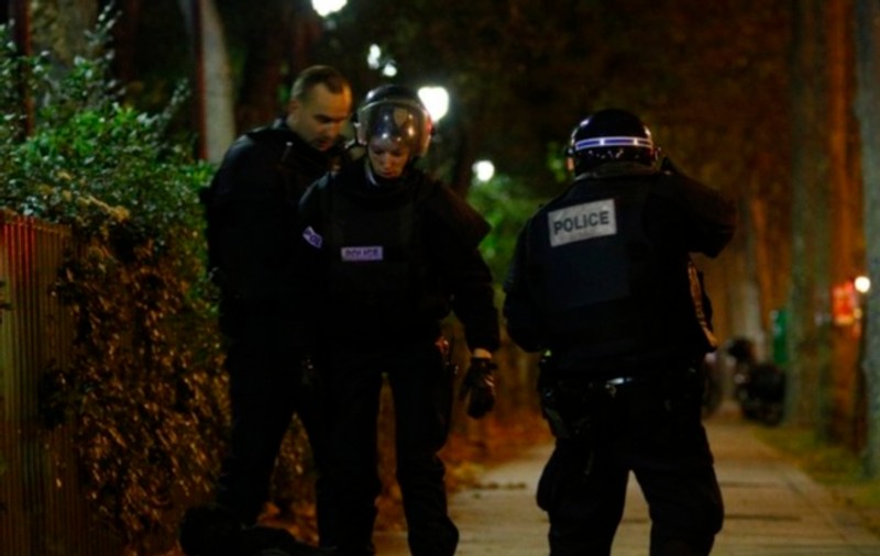 ATENTATE Paris. Şapte persoane au fost ARESTATE în Germania UPDATE