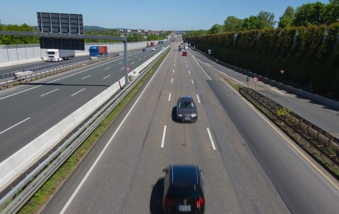 Un judecător de instrucție din Trieste a aprobat cererea de încarcerare a lui Iosif Jitariu Celestin, un șofer român de 33 de ani, care a provocat un accident mortal pe 20 iunie 2025.Sursă foto Shutterstock