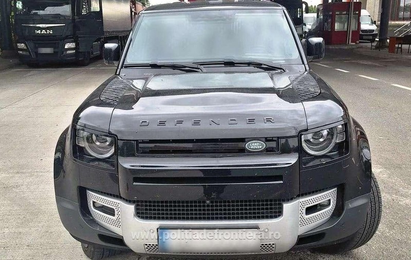 Un ucrainean a vrut să treacă frontiera cu o mașină de 50.000 de euro, căutată de polițiștii din Slovacia. Ce s-a întâmplat cu autoturismul