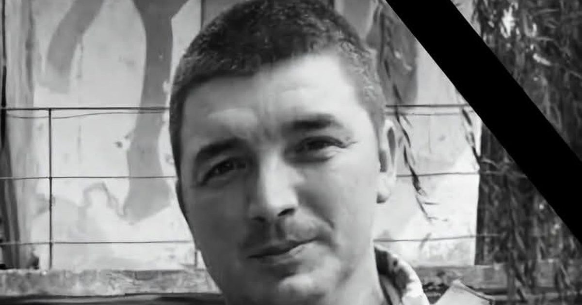 Militarul român mort în Sarajevo, în timp ce înota, o fotografie alb-negru