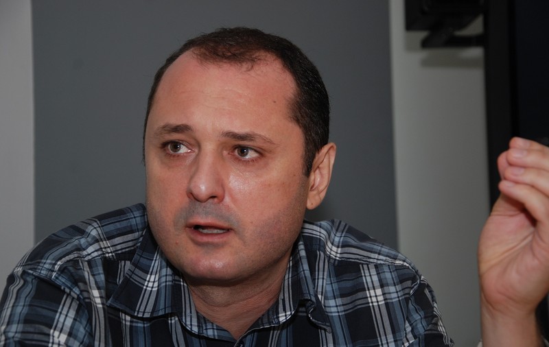 MEMORIALUL DURERII LA TVR! Gafa comentatorului Emil Hossu-Longin