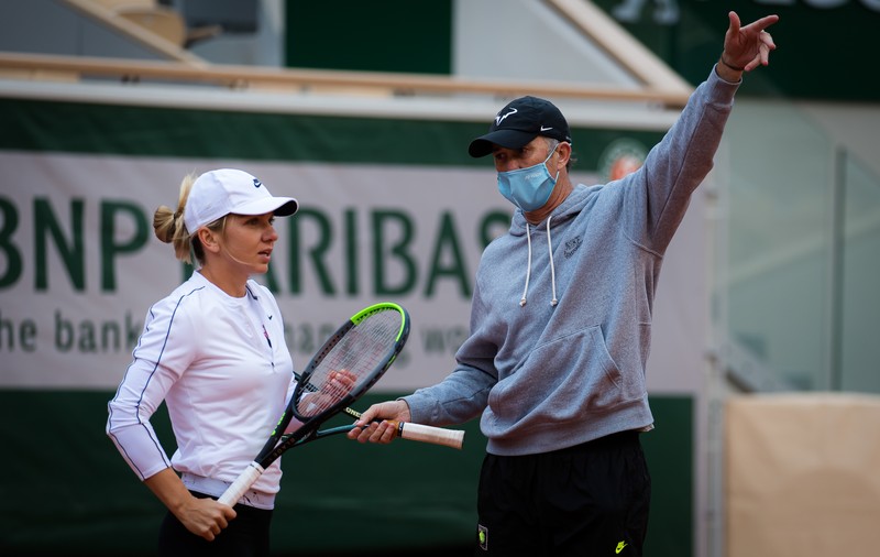 Coronavirus în hotelul în care este cazată Simona Halep, la Melbourne. Toate meciurile de joi, anulate. Ce măsuri au luat organizatorii