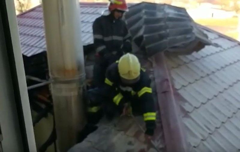 Incendiu la un liceu din județul Constanța! Toți elevii au fost evacuați | VIDEO