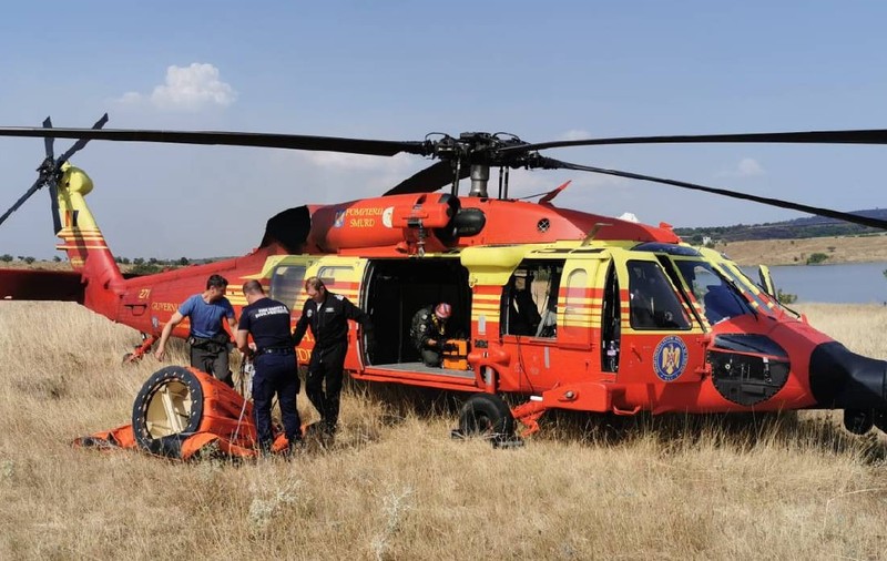 Bulgaria arde: Pompierii luptă cu incendiile cu ajutorul echipelor UE. România participă cu un Black Hawk care a aruncat 25 de tone de apă asupra pădurilor