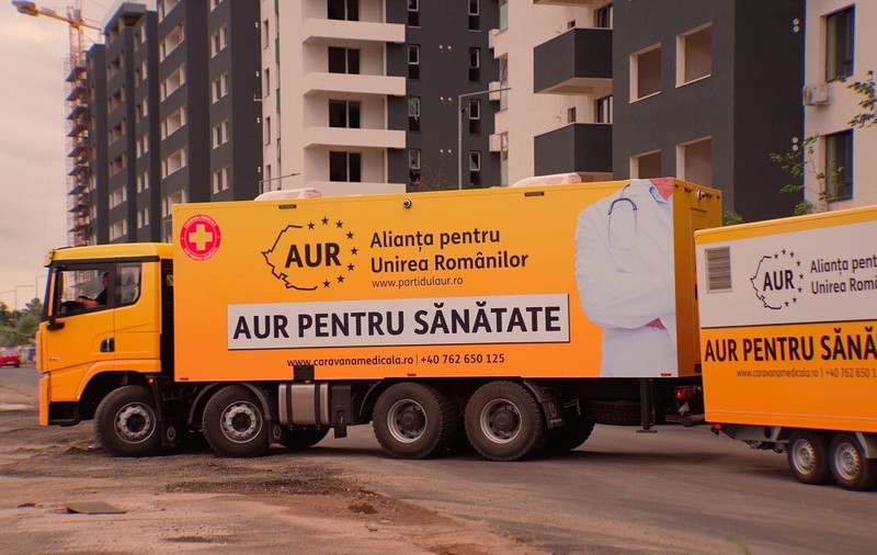 După Caravana educației de la PSD, urmează Caravana sanitară de la AUR. Partidul pleacă la drum cu autospeciale de un milion de euro. „Facem propagandă la ieșire”