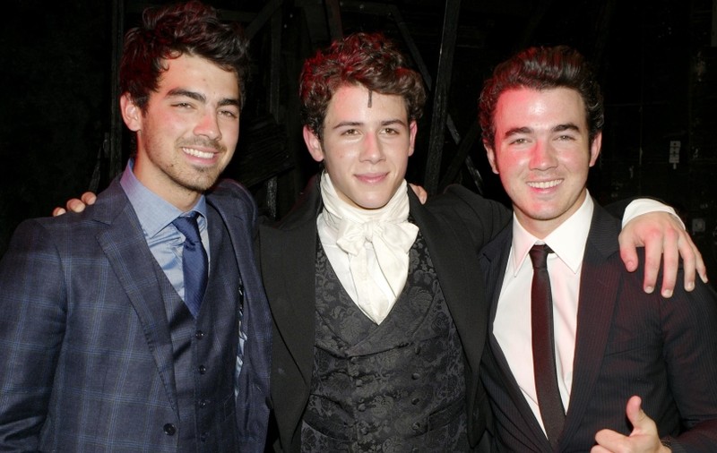 Video | “Things Will never be the Same”, noul clip al trupei Jonas Brothers 