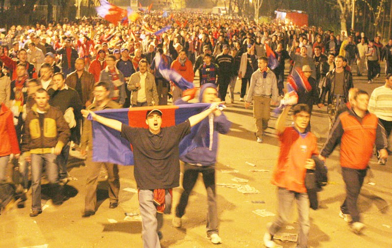 Suporterii stelişti i-au scris şefului UEFA