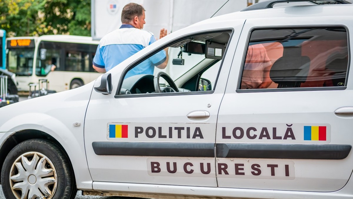 Poliția locală poate folosi camere video fără acordul oamenilor de acum încolo. Președintele Nicușor Dan a promulgat legea