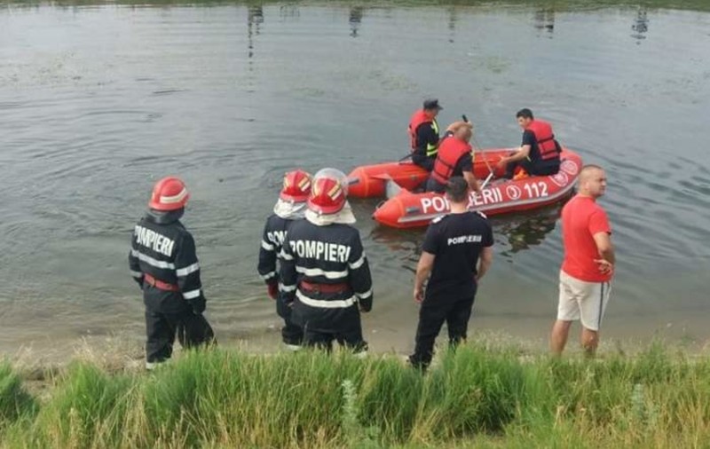 Un băiat de 15 ani din Neamț a murit înecat în râul Bistriţa, unde a mers la scăldat