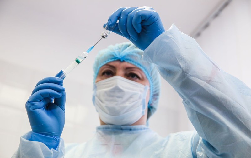 Persoanele rezistente la infectarea cu COVID ar putea fi cheia dezvoltării unor vaccinuri mai eficiente