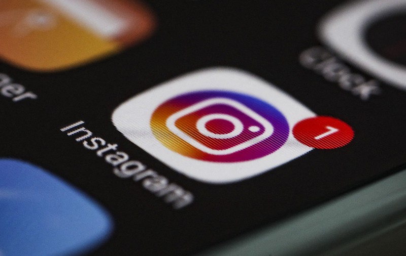 Instagram introduce funcții de protecție pentru adolescenți împotriva abuzurilor online