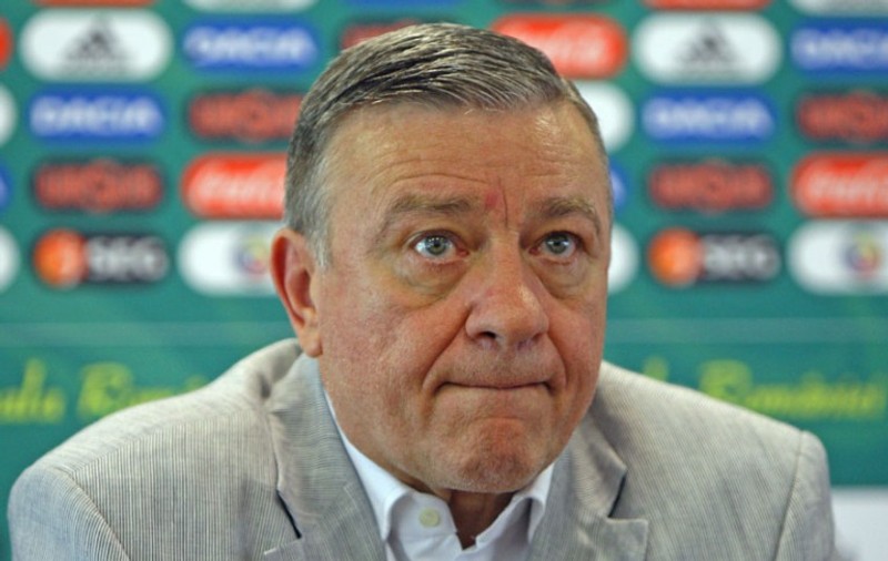 Premieră: Mircea Sandu vorbeşte despre retragere