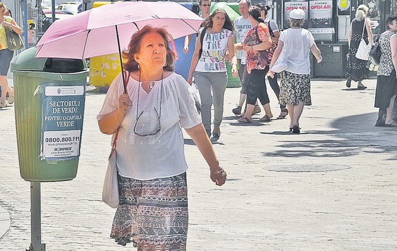Meteorologii anunţă, medicii avertizează: Ne aşteaptă o lună de foc
