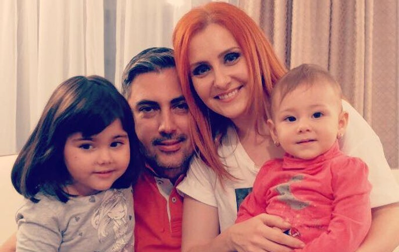 VIDEO/ Fiicele Alinei Sorescu nu sunt geloase pe copiii de la școala de muzică. „Deocamdată sunt cam mici să înțeleagă”