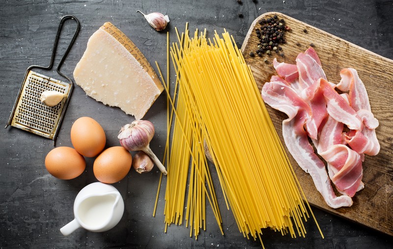 Paste carbonara - rețete delicioase și foarte ușor de pregătit