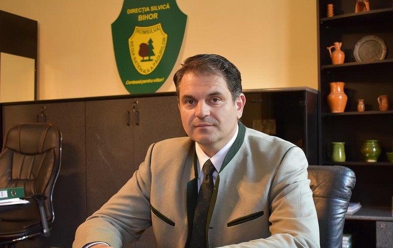 Un primar PNL din Bihor acuză un concurs cu dedicaţie la Direcţia Silvică, instituţie condusă de un alt liberal. Cum se apără Teodor Suciu