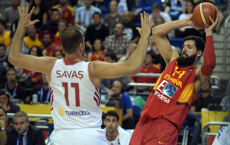 Spaniolul Nikola Mirotic și-a cerut scuze pentru ruperea steagului sârbesc