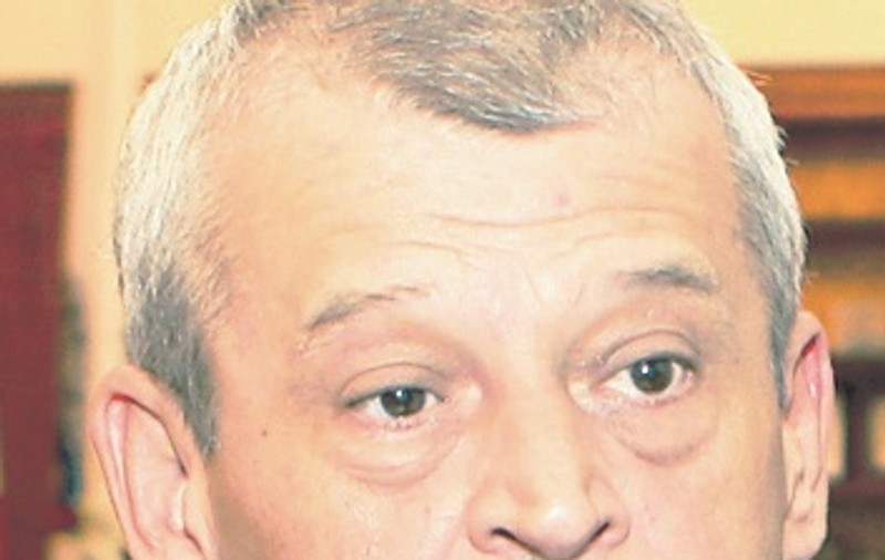 Din trăsnăile lui Oprescu: vrea plaje pe Dâmboviţa