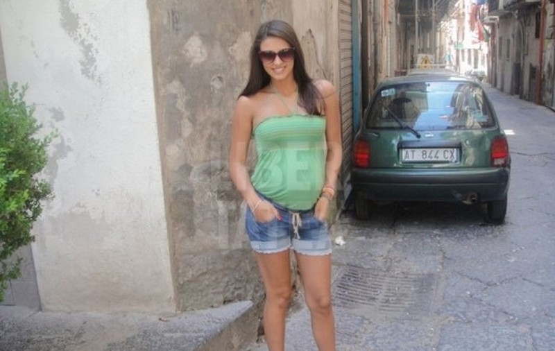 EXCLUSIV! DETALII despre SARCINA ANTONIEI! Ce face VEDETA, deşi are UN BEBE ÎN BURTĂ?
