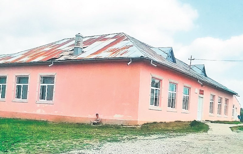 Caz cutremurător în Olt | O elevă de 13 ani, violată la şcoală