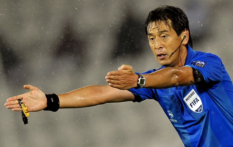 Un japonez va arbitra meciul de deschidere. Brazilienii au amintiri neplăcute cu el la centru