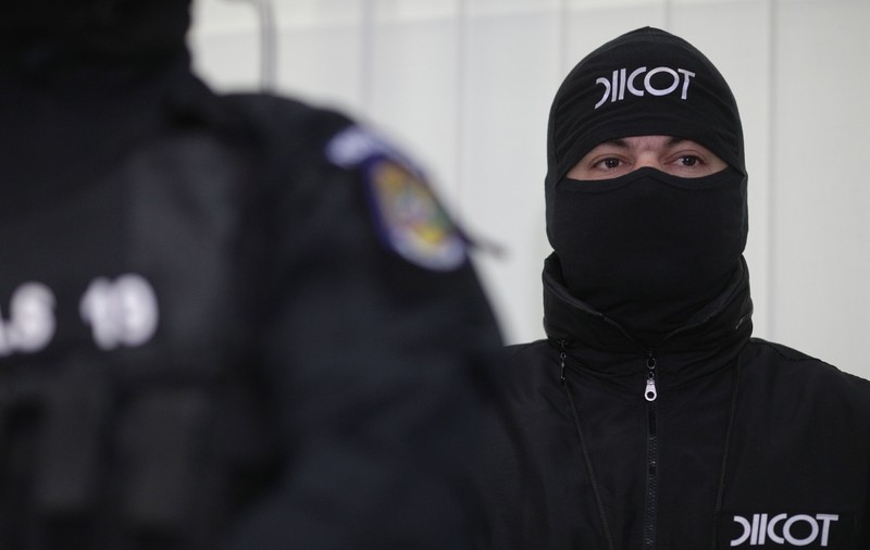 Cazul celor 16 minore abuzate la Caracal. Trei juriști și un procuror DIICOT: „Bineînțeles că încă din 2010 puteau fi investigați clienții rețelelor de trafic”﻿