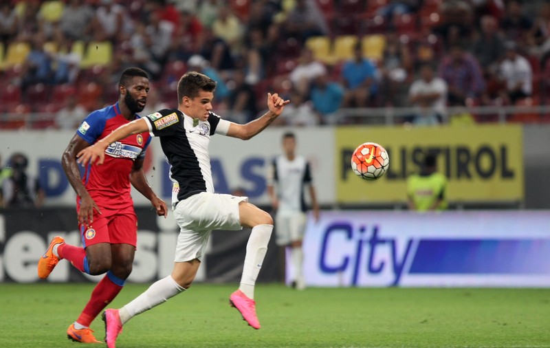 Liga 1, play-off. Viitorul - Steaua 1-3. Hamroun a deschis scorul dintr-un penalty contestat, iar Adi Popa a dublat avantajul campioanei după un henț. Repriza a doua n-a mai contat