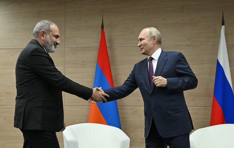 Dependența exclusivă de Rusia în materie de securitate a fost o „greșeală strategică”, afirmă premierul Armeniei