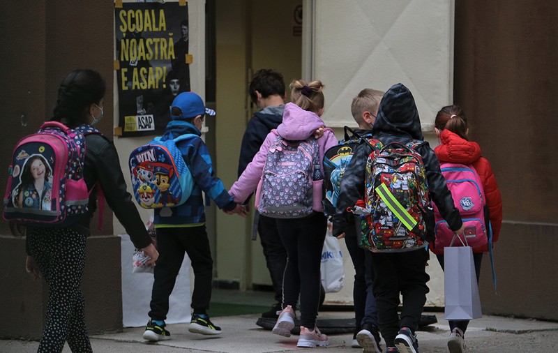 Sorin Cîmpeanu dă asigurări că noul an școlar va începe cu toți elevii în clase