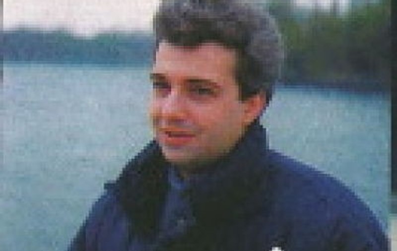 Cătălin Crişan A FOST MARE CRAI în TINEREŢE! Uite cum arăta SOLISTUL în anii săi DE GLORIE!