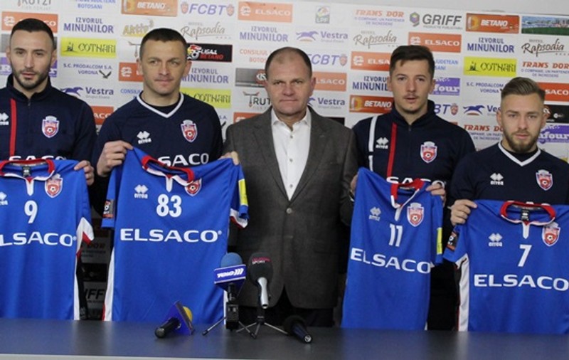 FC Botoşani şi-a prezentat achizițiile. Vor play-off-ul și Cupa României. Axente se autopropune la națională