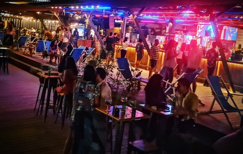 Mărturia patronului unui club din Vama Veche: “Dacă ne vor închide, au dreptate. Și eu aş face la fel”. Ce s-a întâmplat weekendul acesta în stațiune