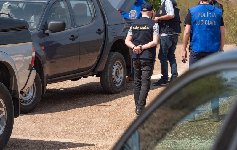 Români, printre victime într-un caz de trafic de persoane şi exploatare a forţei de muncă în Portugalia
