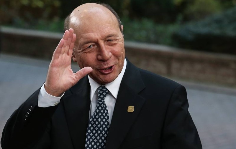 Băsescu: "Doamna Nuland ne-a transmis un mesaj îngrijorător, legat de statul de drept. Suntem pe marginea prăpastiei. Dacă majoritatea politică recidivează, România riscă izolarea"