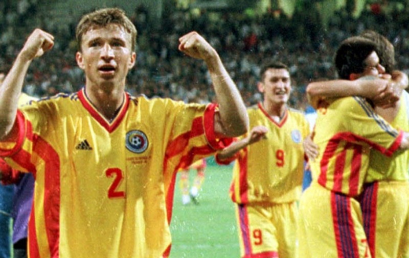 VIDEO / TOP 5 GOLURI înscrise de fundași în meciuri MEMORABILE ale României