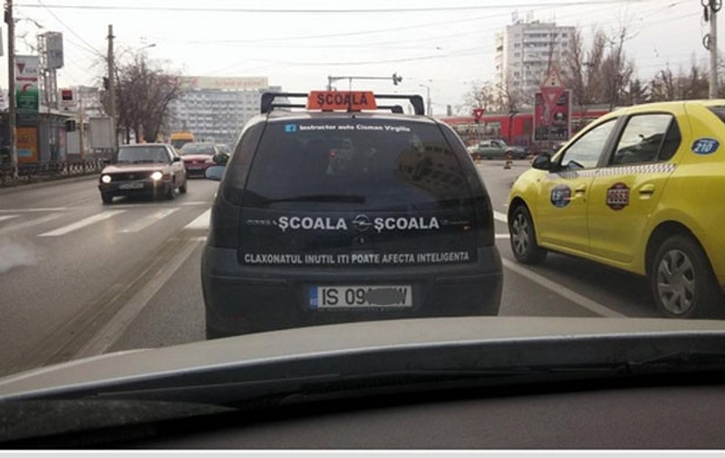 Mașinile de școală interzise în Iași la orele de vârf. Se așteaptă votul în Consiliul Local